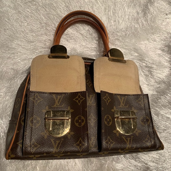 Louis  Vuitton Manhattan PM - Picture 4 of 16
